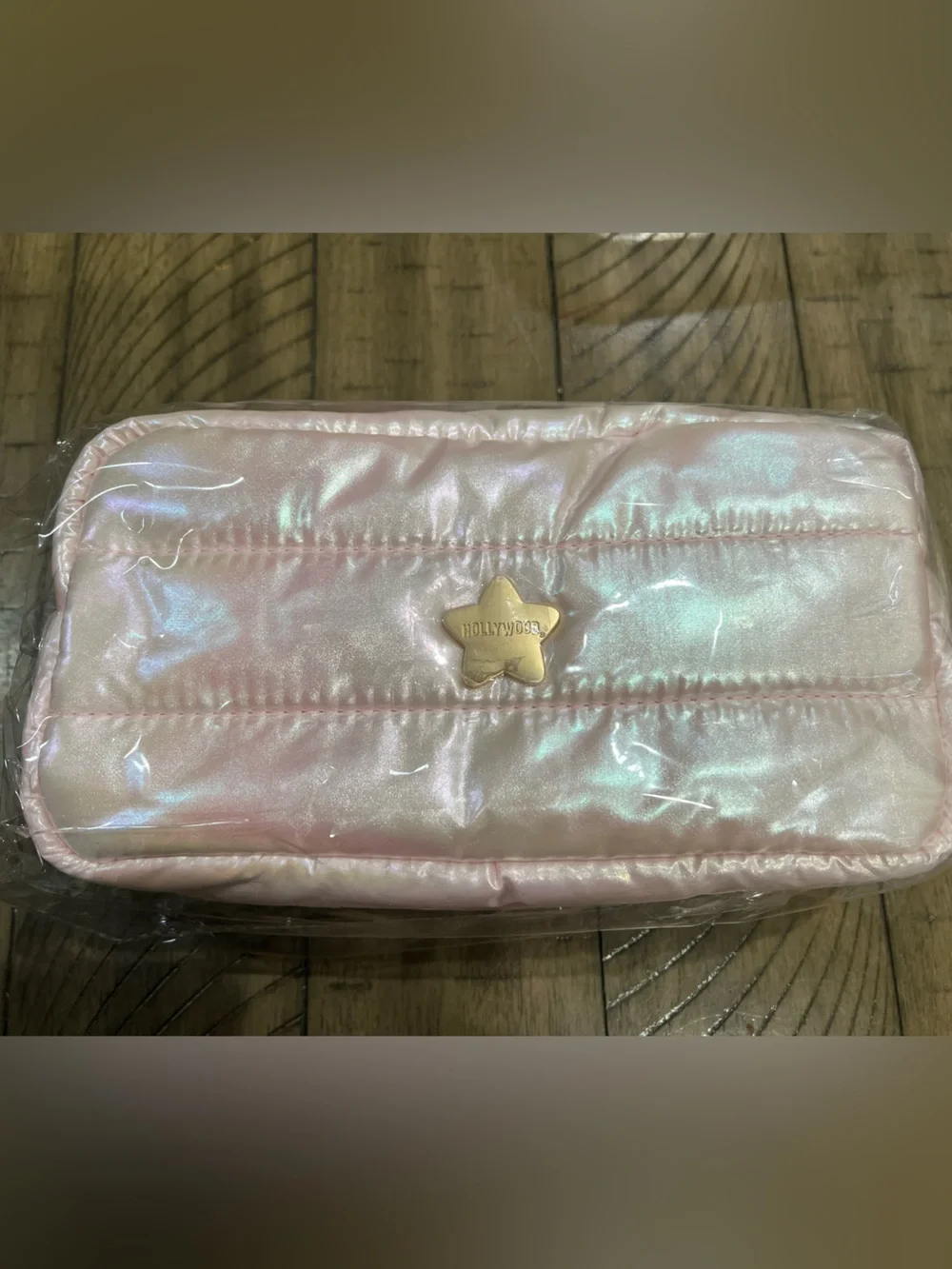 The Crème Shop Onch Hollywood Wanderlust Travel Case - NWT